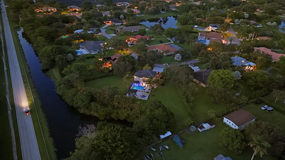 3541 Carlton Lane Davie, FL 33330