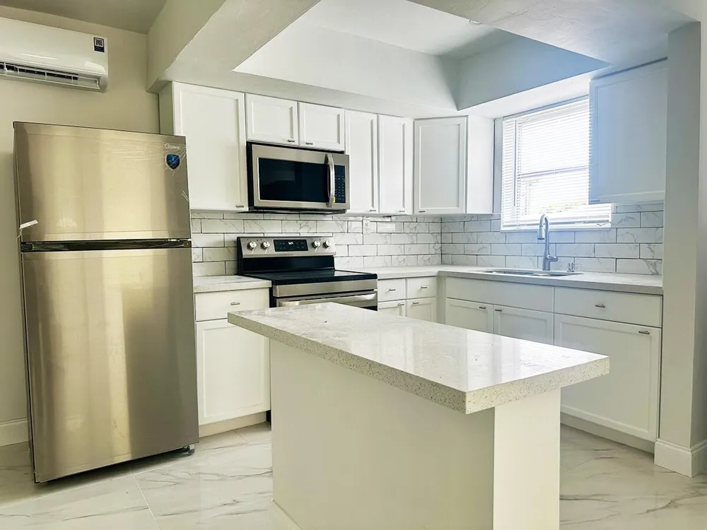 425 SW 18th Avenue #425 Fort Lauderdale, FL 33312