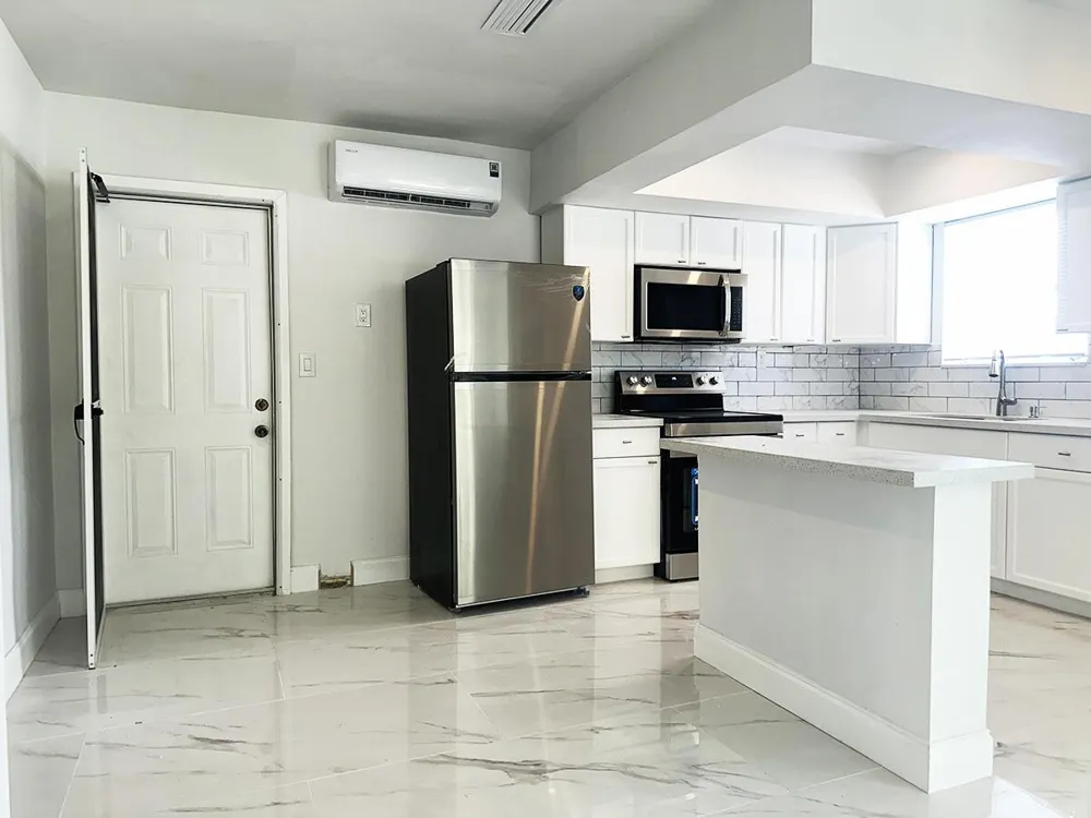425 SW 18th Avenue #425 Fort Lauderdale, FL 33312