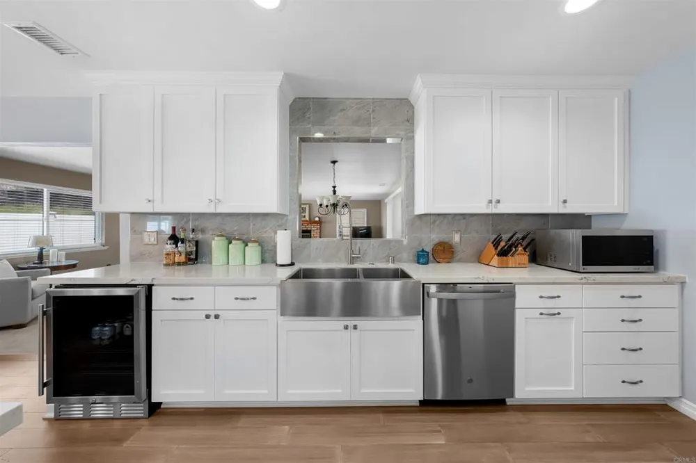 8314 Lake Gaby Avenue San Diego, CA 92119
