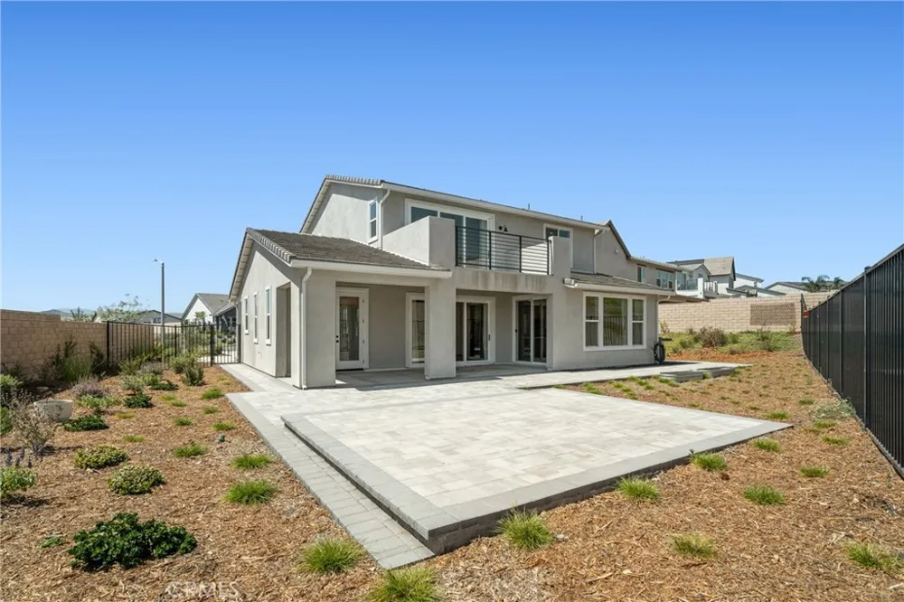 30006 Chestnut Castaic, CA 91384