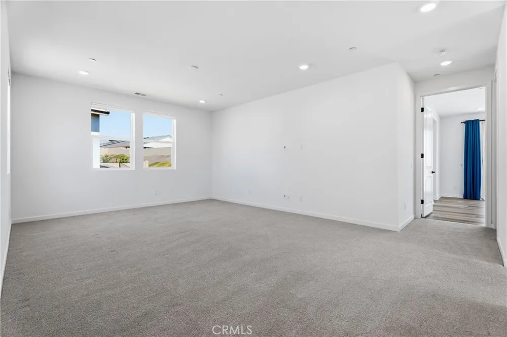 30006 Chestnut Castaic, CA 91384
