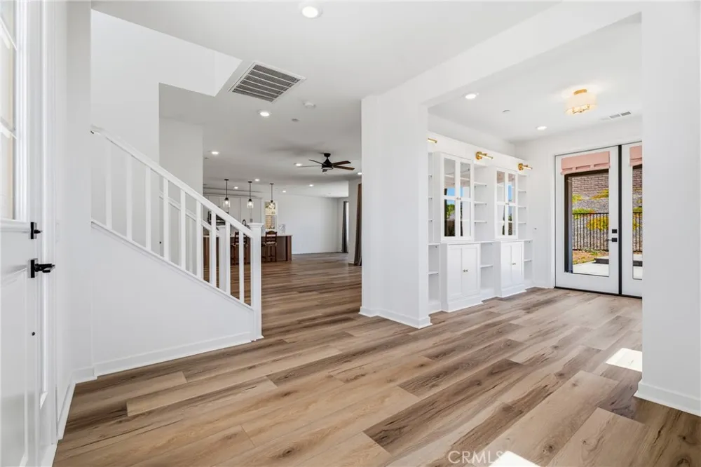 30006 Chestnut Castaic, CA 91384