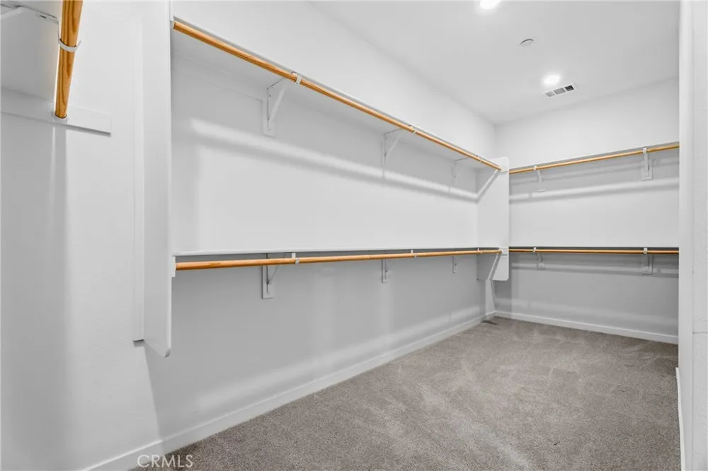 30006 Chestnut Castaic, CA 91384