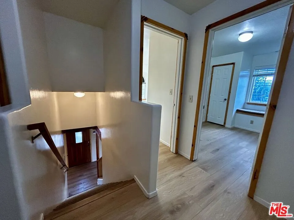 525 Santa Barbara Avenue Sugarloaf, CA 92386
