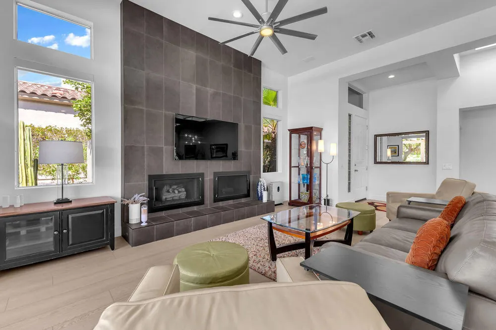 745 Box Canyon Trail Palm Desert, CA 92211