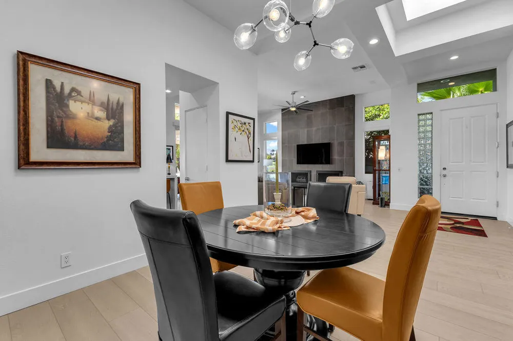 745 Box Canyon Trail Palm Desert, CA 92211