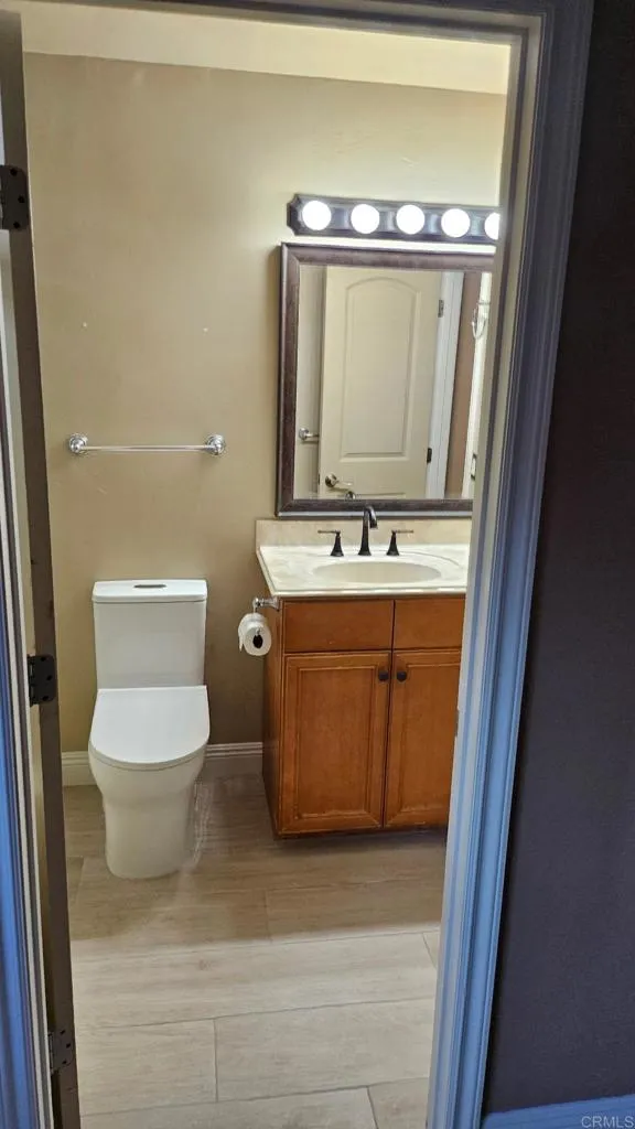 190 Avenida Descanso #A Oceanside, CA 92057