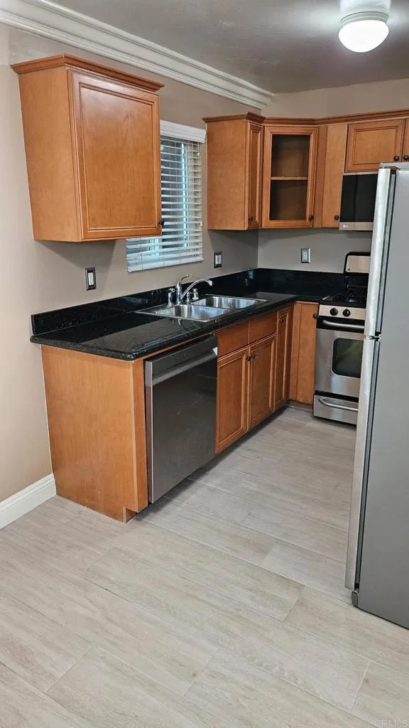 190 Avenida Descanso #A Oceanside, CA 92057