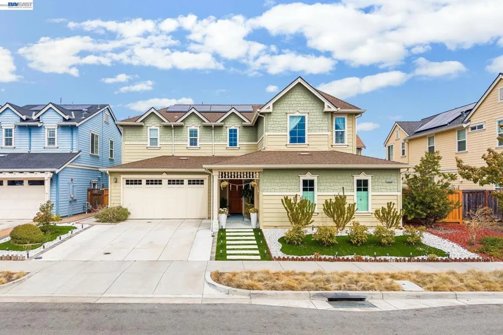 33524 Mustang St Fremont, CA 94555