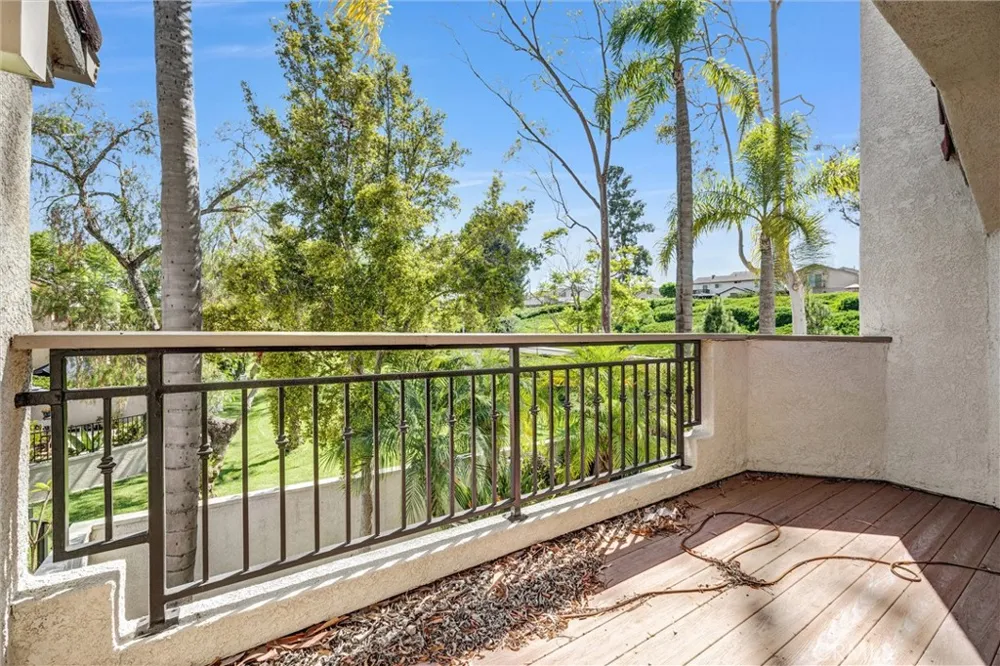 27932 Carrington Mission Viejo, CA 92692