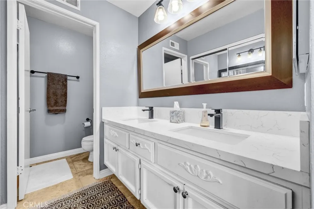 27932 Carrington Mission Viejo, CA 92692