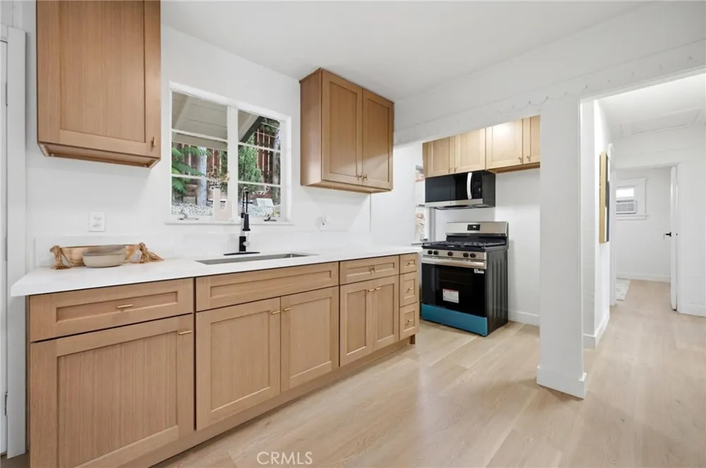 447 W Avenue 37 Los Angeles, CA 90065
