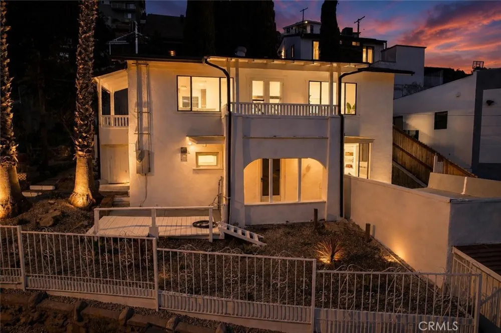 447 W Avenue 37 Los Angeles, CA 90065