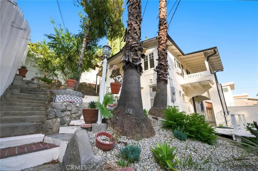 447 W Avenue 37 Los Angeles, CA 90065