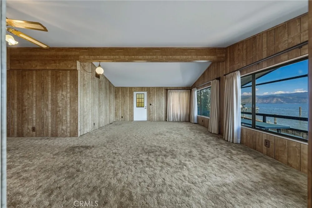 2776 Lakeshore Lakeport, CA 95453