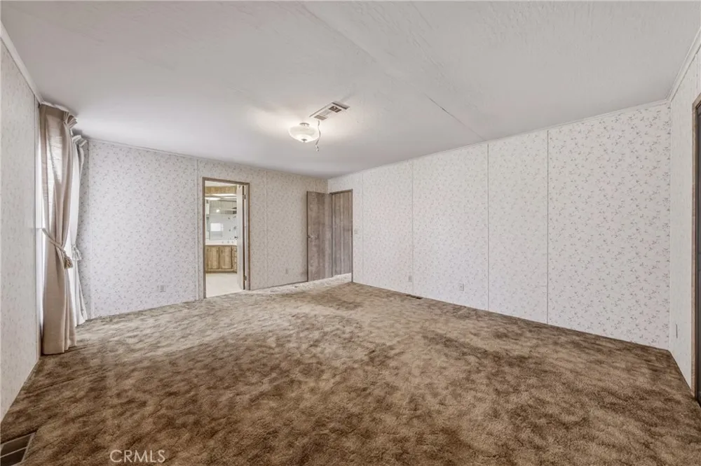2776 Lakeshore Lakeport, CA 95453