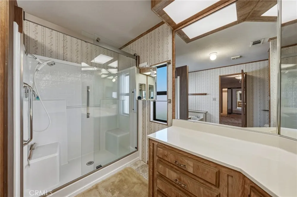 2776 Lakeshore Lakeport, CA 95453