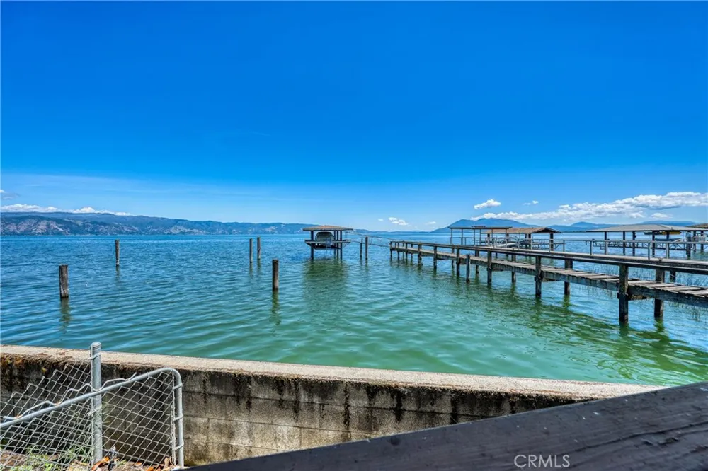 2776 Lakeshore Lakeport, CA 95453