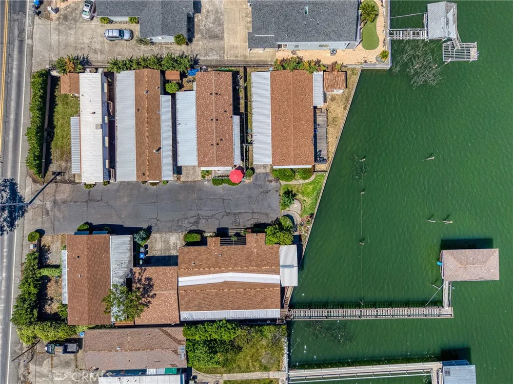 2776 Lakeshore Lakeport, CA 95453