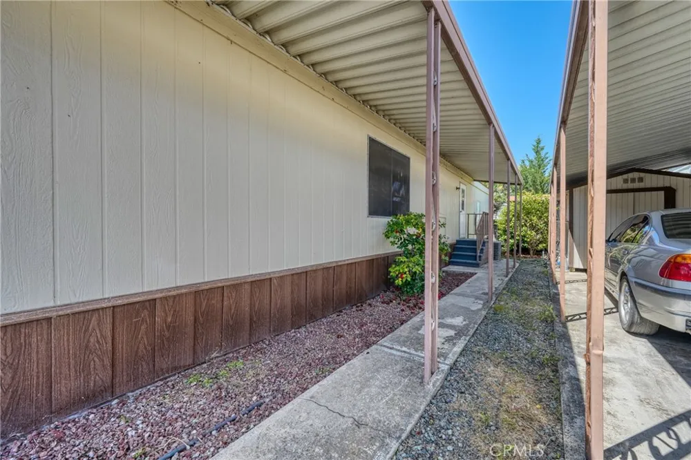 2776 Lakeshore Lakeport, CA 95453