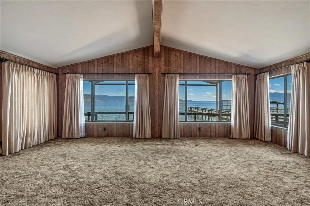 2776 Lakeshore Lakeport, CA 95453