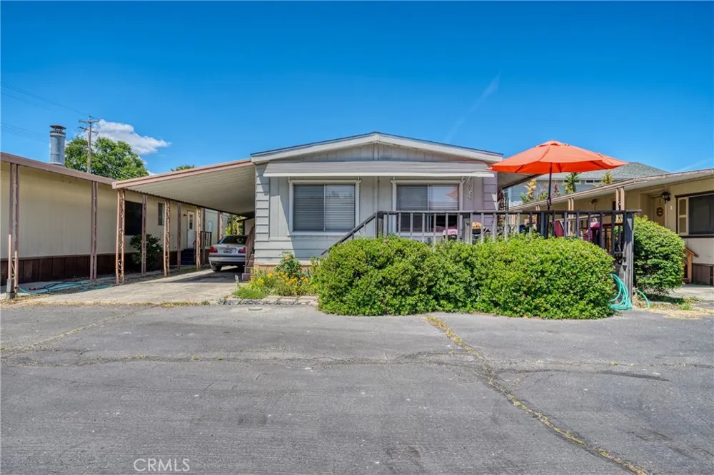 2776 Lakeshore Lakeport, CA 95453
