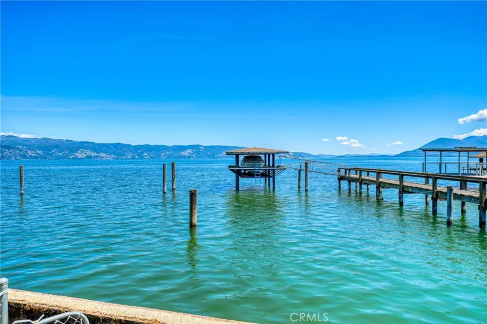 2776 Lakeshore Lakeport, CA 95453