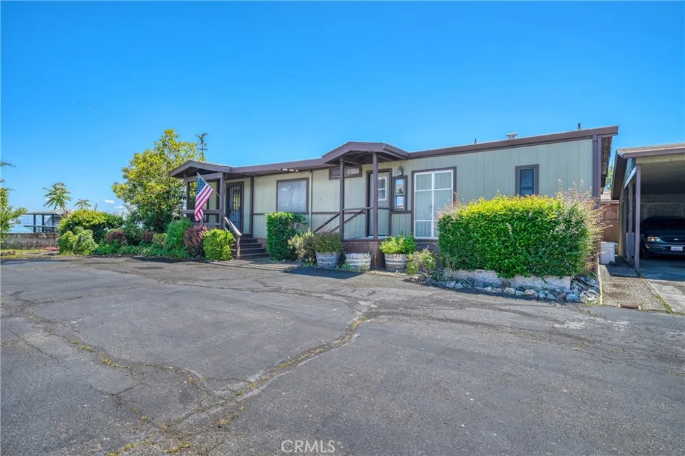 2776 Lakeshore Lakeport, CA 95453