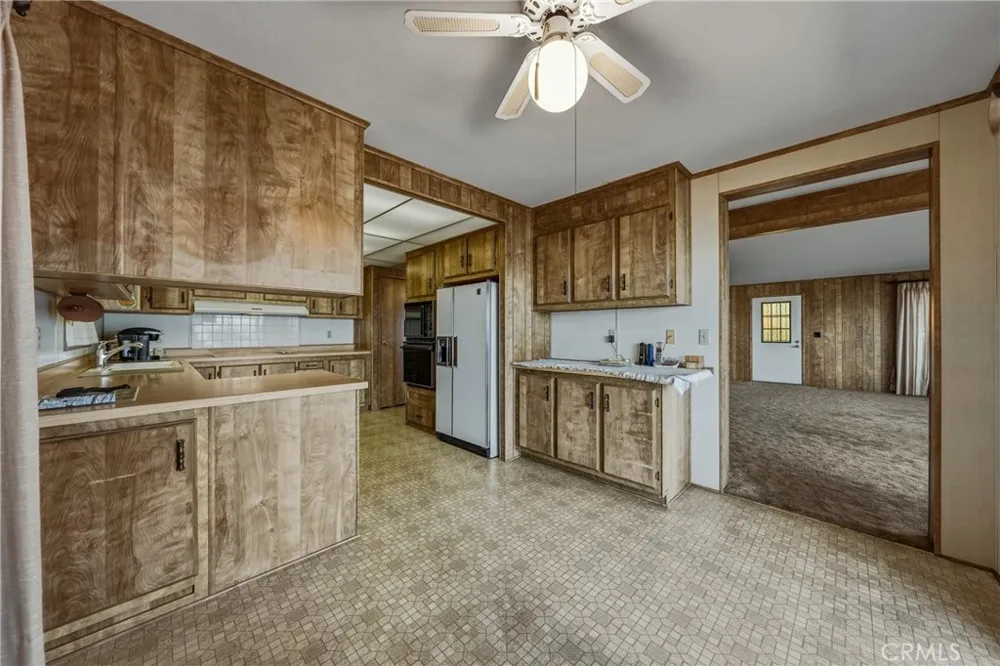 2776 Lakeshore Lakeport, CA 95453