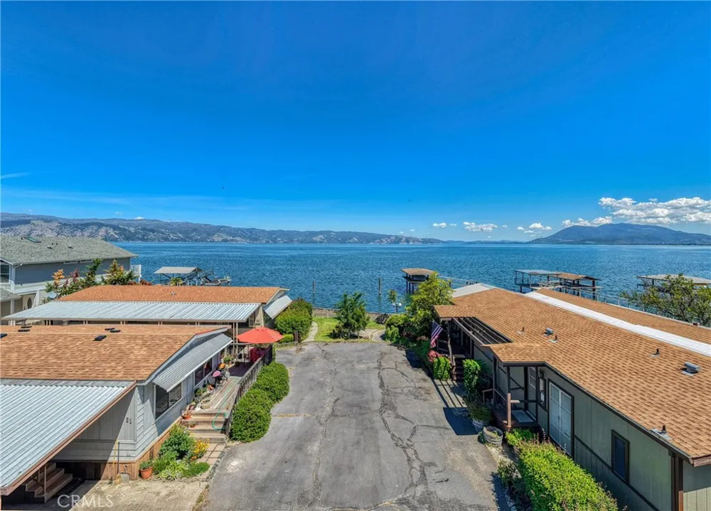 2776 Lakeshore Lakeport, CA 95453