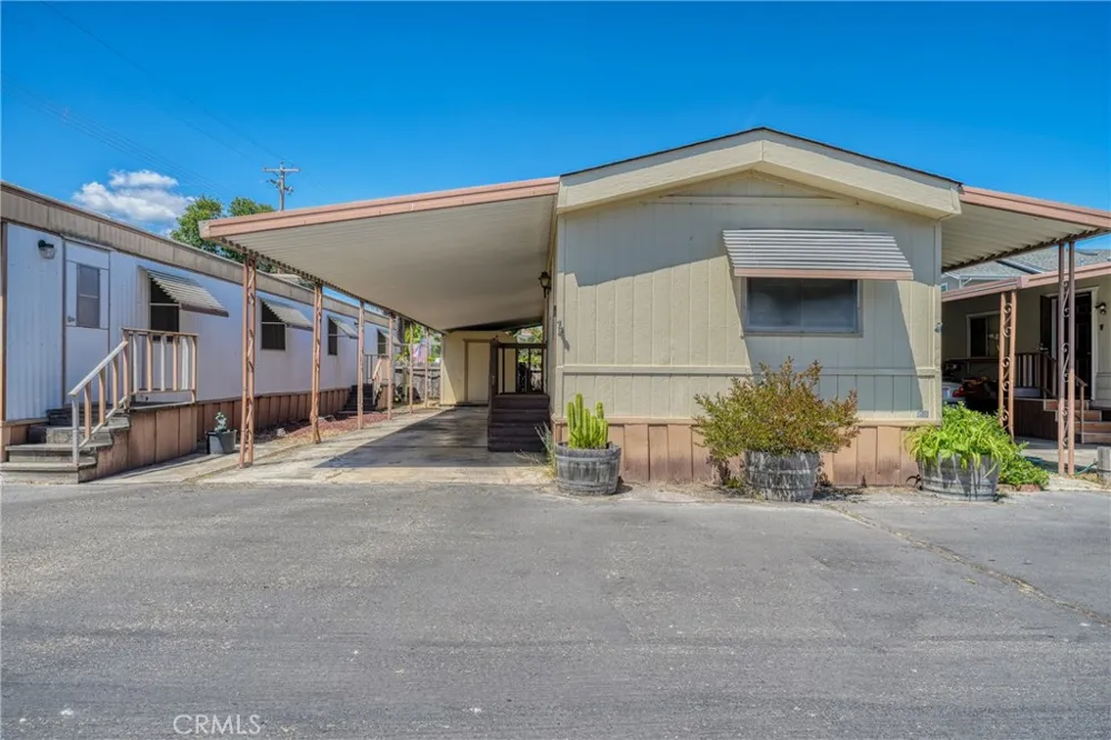 2776 Lakeshore Lakeport, CA 95453