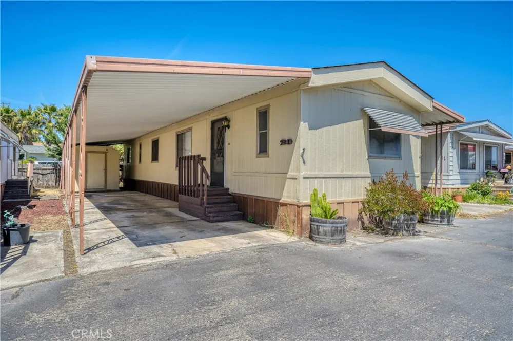 2776 Lakeshore Lakeport, CA 95453