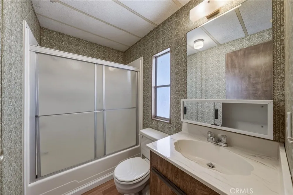 2776 Lakeshore Lakeport, CA 95453
