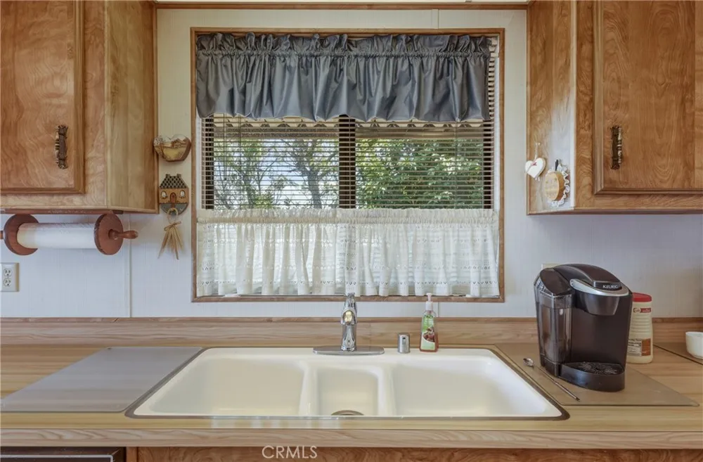 2776 Lakeshore Lakeport, CA 95453
