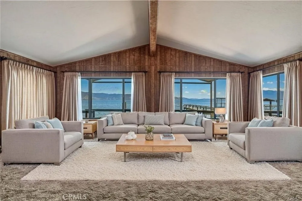 2776 Lakeshore Lakeport, CA 95453