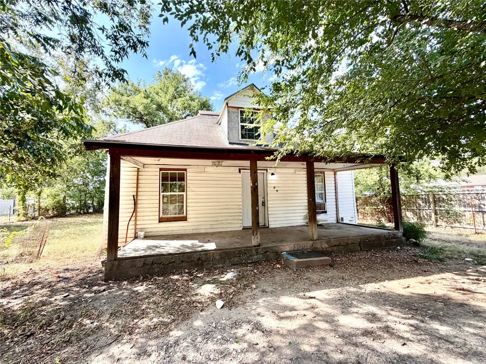 409 W Allen Road Tahlequah, OK 74464