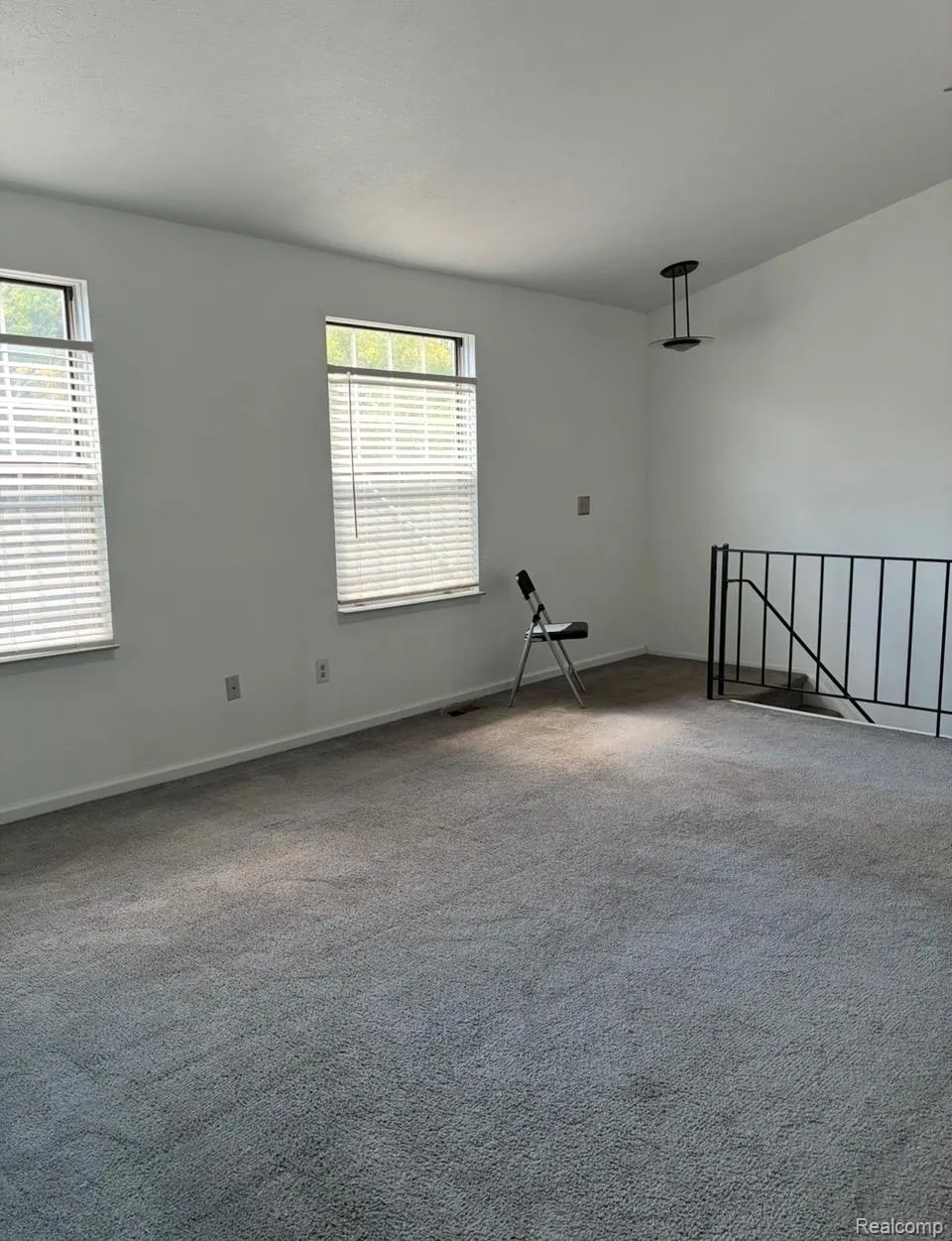 389 Neptune Drive #208 Walled Lake City, MI 48390