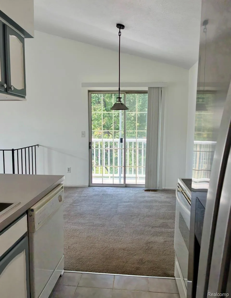 389 Neptune Drive #208 Walled Lake City, MI 48390
