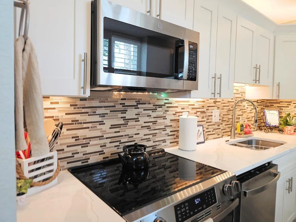 7560 BAY ISLAND DRIVE S #146 South Pasadena, FL 33707