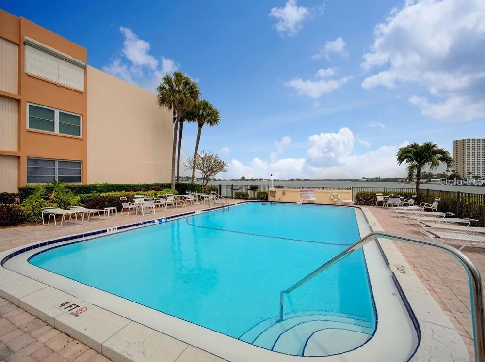 7560 BAY ISLAND DRIVE S #146 South Pasadena, FL 33707