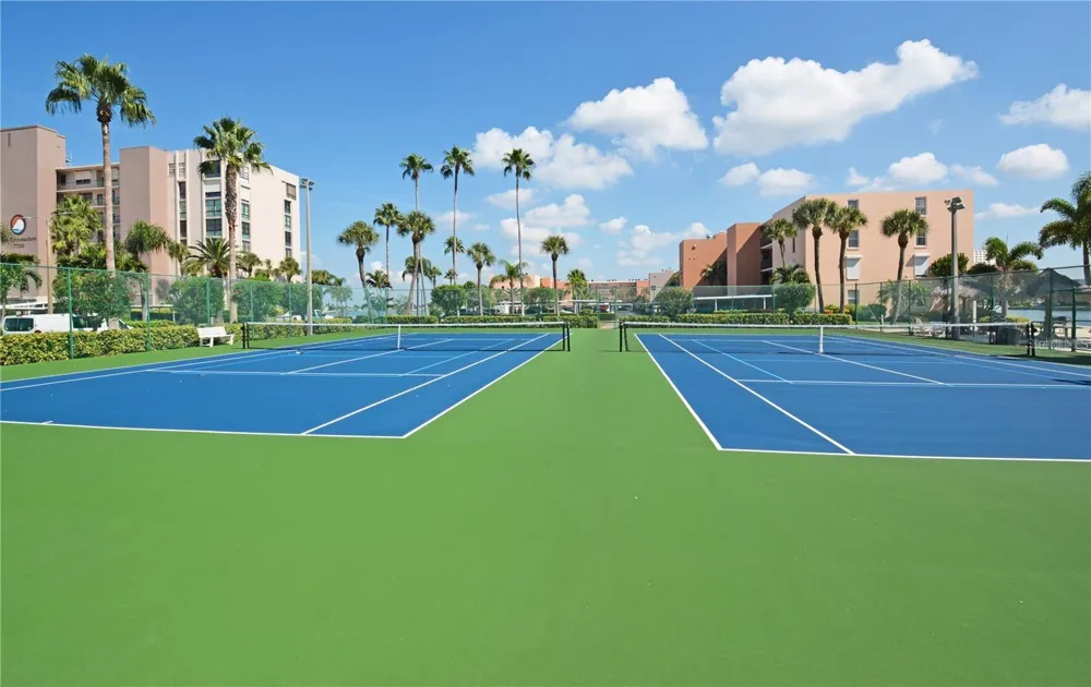 7560 BAY ISLAND DRIVE S #146 South Pasadena, FL 33707