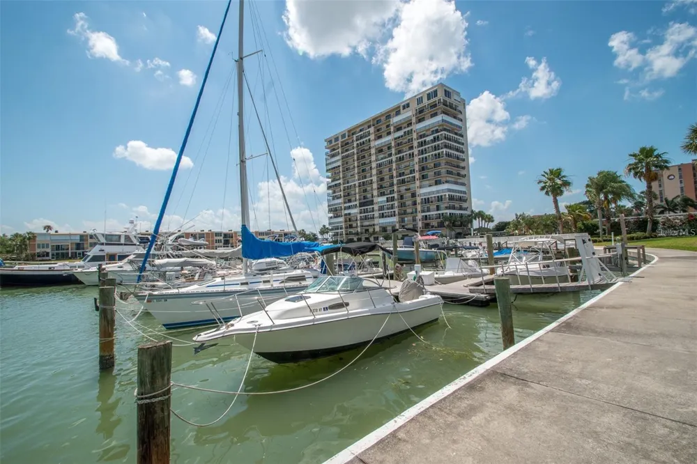 7560 BAY ISLAND DRIVE S #146 South Pasadena, FL 33707
