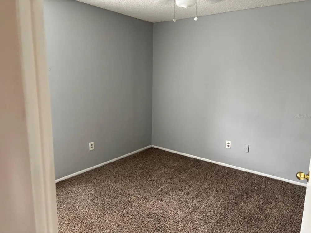1972 LAKE ATRIUMS CIRCLE #180 Orlando, FL 32839