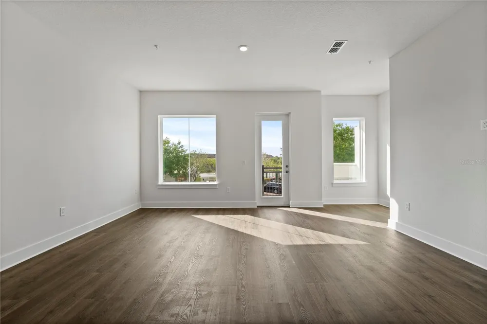 336 CENTER LAKE LANE #336 Oviedo, FL 32765