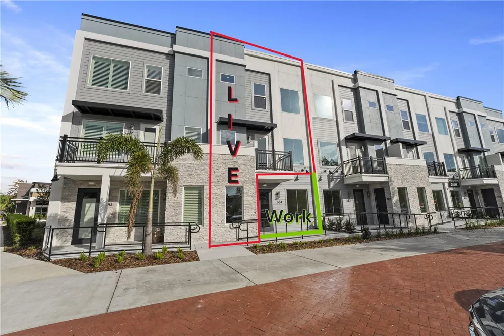336 CENTER LAKE LANE #336 Oviedo, FL 32765