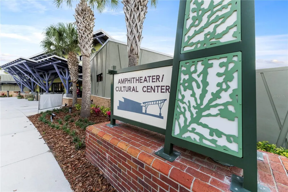 336 CENTER LAKE LANE #336 Oviedo, FL 32765