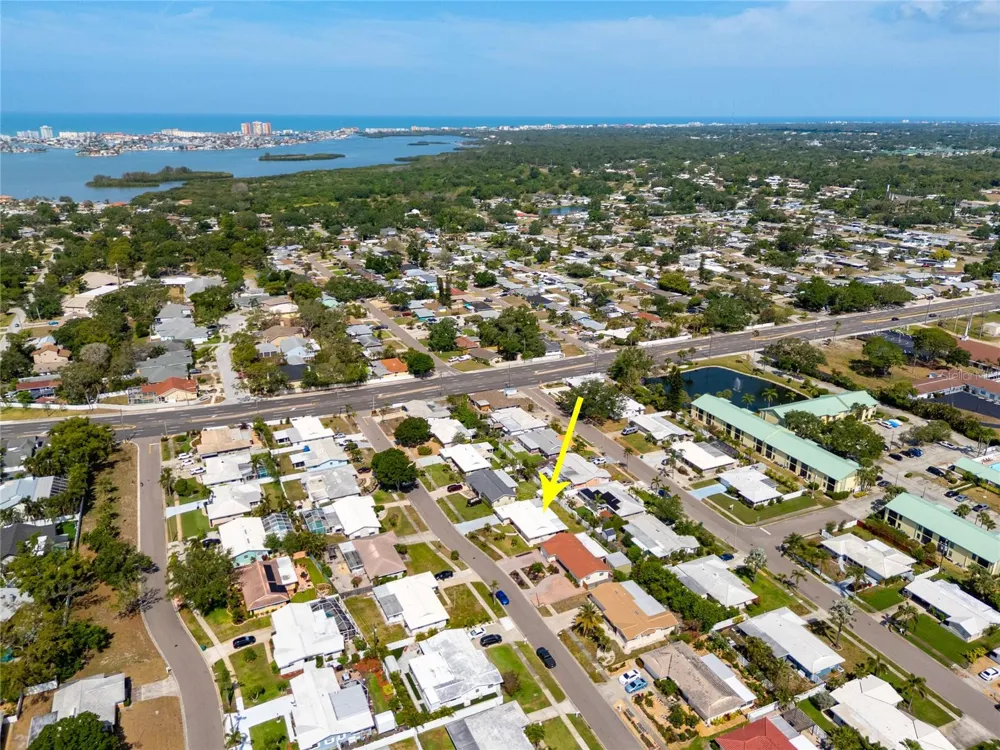 11225 59TH AVENUE Seminole, FL 33772
