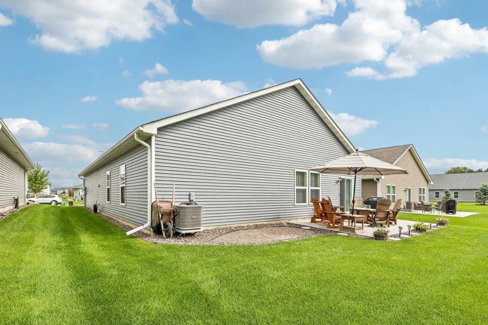 5475 395th Street North Branch, MN 55056