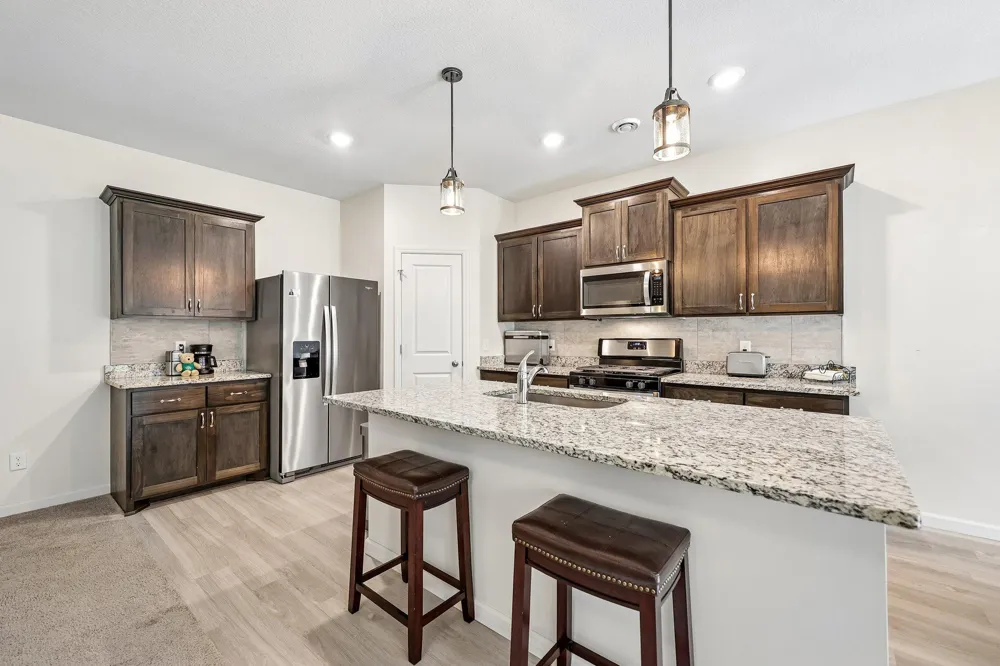 5475 395th Street North Branch, MN 55056